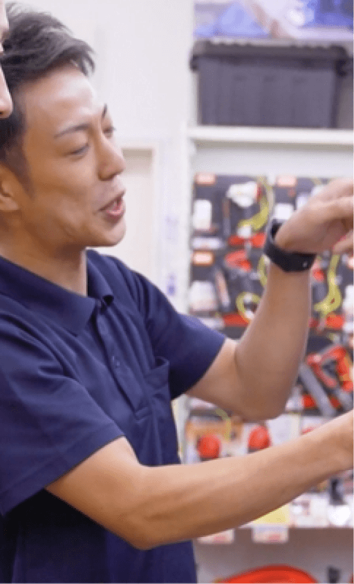 プロ専門の総合建材卸店、建デポ